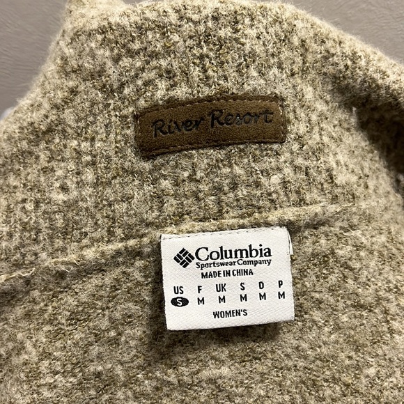 Columbia River Resort Wool Cardigan - Picture 6 of 6
